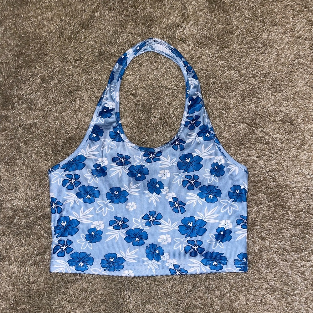 fun design plunge top